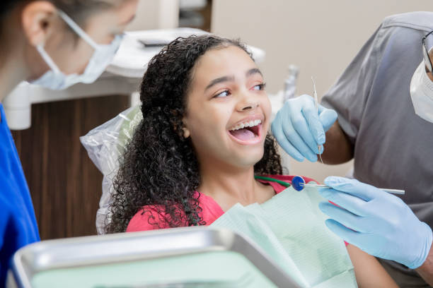 Best Cracked Tooth Emergency Dentist  in Westminster, CA